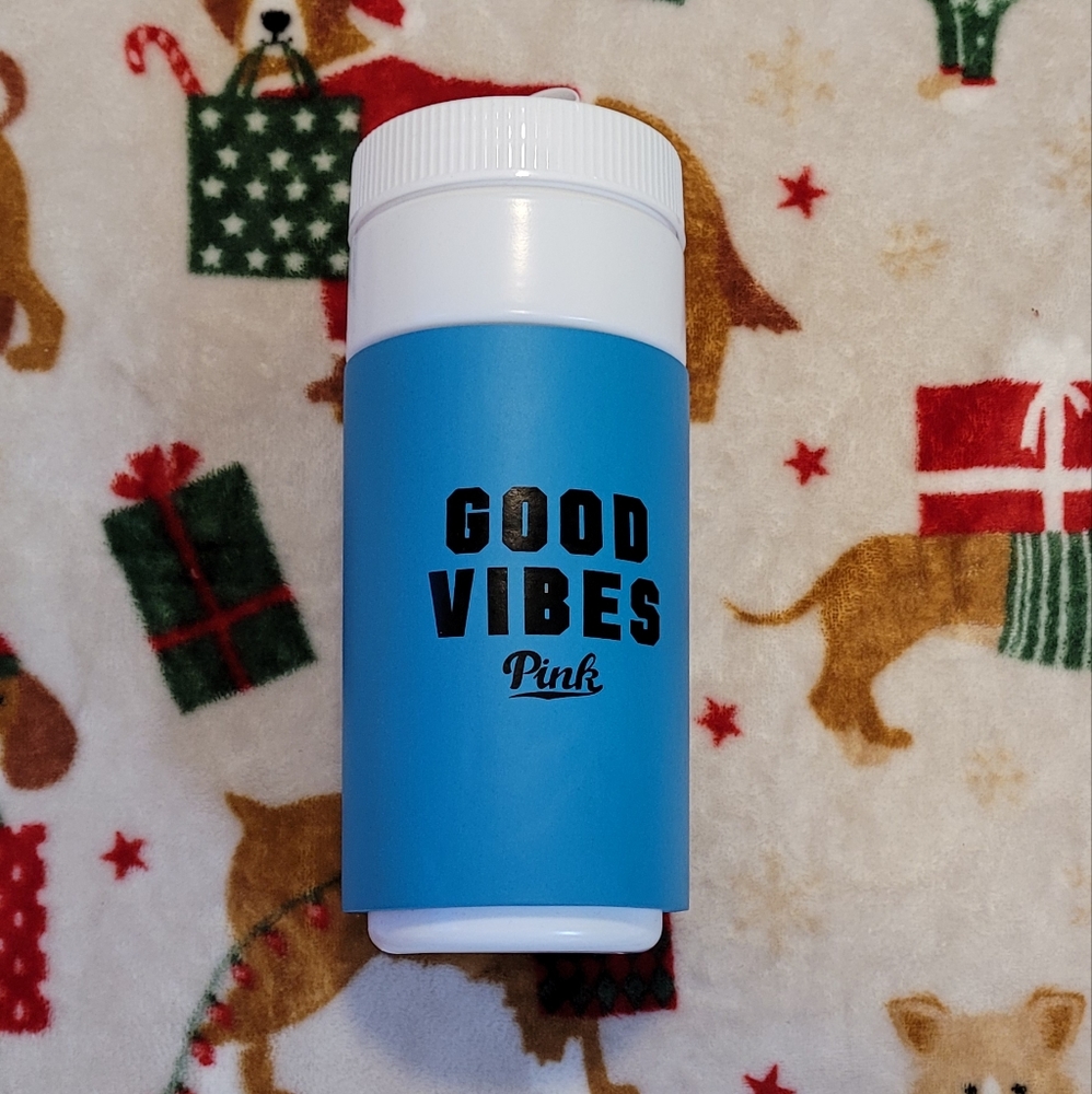 PINK, RETRO WATERBOTTLE. 💙